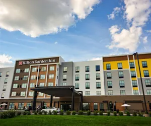 Photo 2 - Hilton Garden Inn Louisville Mall of St. Matthews