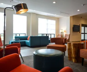 Photo 3 - Hilton Garden Inn Louisville Mall of St. Matthews