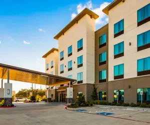 Photo 2 - Comfort Inn & Suites Houston I-45 North - IAH