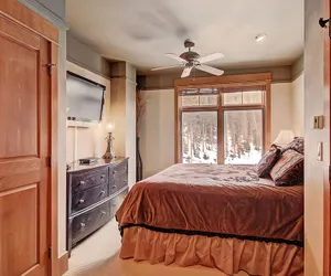 Photo 5 - 3044 Lone Eagle 2 Bedroom Condo by RedAwning
