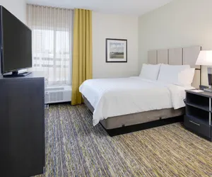 Photo 5 - Candlewood Suites Dallas NW - Farmers Branch, an IHG Hotel