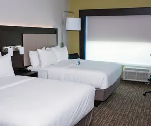 Photo 5 - Holiday Inn Express And Suites- Birmingham North-Fultondale, an IHG Hotel