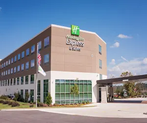 Photo 2 - Holiday Inn Express And Suites- Birmingham North-Fultondale, an IHG Hotel