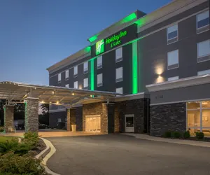 Photo 2 - Holiday Inn & Suites Decatur-Forsyth, an IHG Hotel