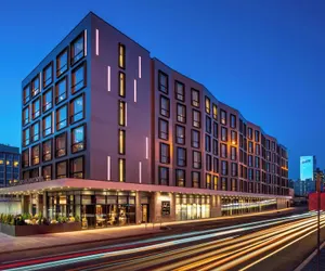 Photo 2 - AC Hotel by Marriott Boston Downtown