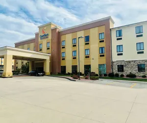 Photo 2 - Comfort Inn & Suites Shawnee - Kansas City