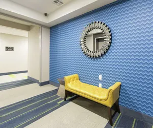 Photo 2 - Hampton Inn & Suites Stroud