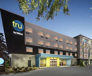 Photo 2 - Tru by Hilton Savannah Midtown, GA