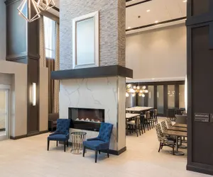 Photo 2 - Hampton  Inn & Suites Indianapolis-Keystone