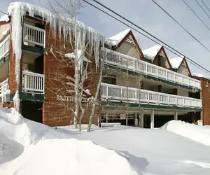 Photo 2 - Skiers Lodge