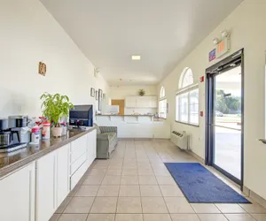 Photo 5 - Heights Inn by Townhouse Harker Heights/Killeen