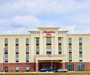 Photo 2 - Hampton Inn Kirksville