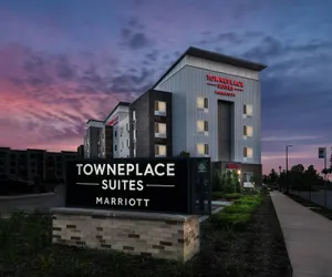 Photo 2 - TownePlace Suites by Marriott Milwaukee Oak Creek