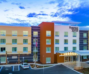 Photo 2 - Fairfield Inn & Suites by Marriott St Petersburg North