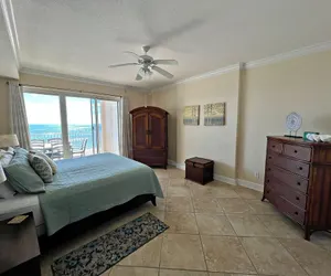 Photo 5 - Regency Isle 501 3 Bedroom Condo by RedAwning