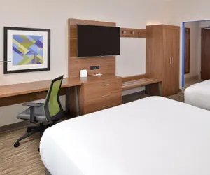 Photo 3 - Holiday Inn Express Early by IHG