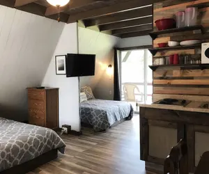 Photo 5 - Calm Waters Cabin Resort