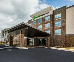 Photo 2 - Holiday Inn Express & Suites Atlanta N - Woodstock, an IHG Hotel