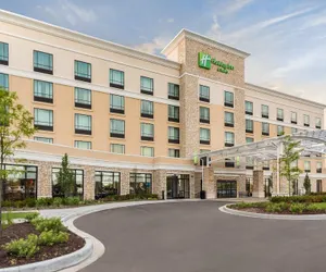 Photo 2 - Holiday Inn & Suites - Joliet Southwest, an IHG Hotel