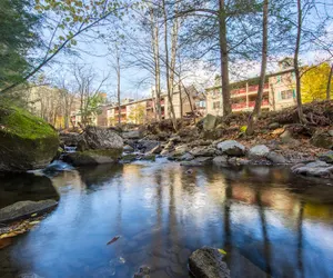 Photo 2 - Holiday Inn Club Vacations Oak n’ Spruce Resort in the Berkshires, an IHG Hotel