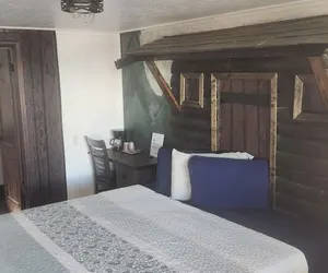 Photo 5 - Brad's Desert Inn