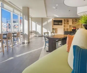 Photo 4 - Home2 Suites by Hilton Kansas City Downtown