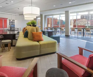 Photo 3 - Home2 Suites by Hilton Kansas City Downtown