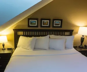 Photo 3 - Inviting Winter Hideaway - Walk To Apres-ski Fun Sleeps 4 1 Bedroom Condo by RedAwning