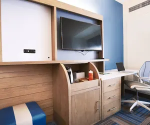 Photo 5 - EVEN Hotel Miami - Airport by IHG