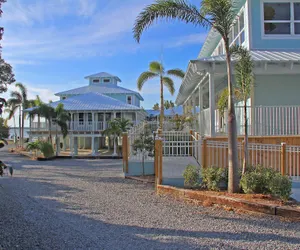 Photo 2 - Dolphin Point Villas