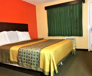 Photo 3 - 4 Star Motel