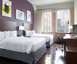 Photo 4 - Fairfield Inn & Suites by Marriott Dallas Downtown