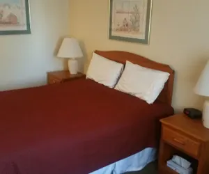 Photo 3 - Bent Fort Inn
