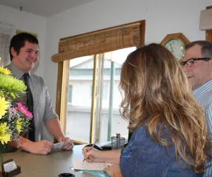 Photo 2 - Ponderosa Motel