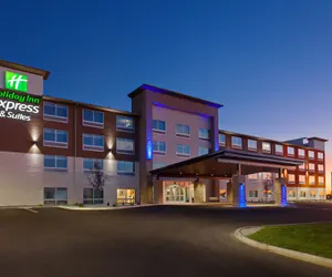 Photo 2 - Holiday Inn Express And Suites Moses Lake, an IHG Hotel