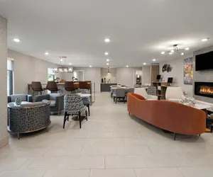 Photo 5 - La Quinta Inn & Suites by Wyndham Greenville Woodruff Rd.