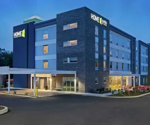 Photo 2 - Home2 Suites by Hilton Smithfield, RI