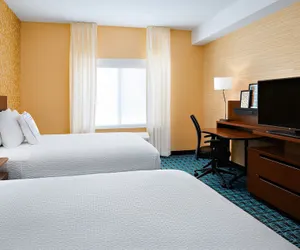 Photo 5 - Fairfield Inn&Suite by Marriott Fresno Yosemite Intl Airport