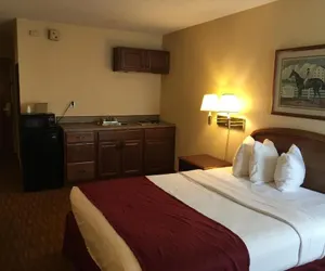 Photo 4 - Radford Inn