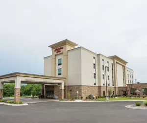 Photo 2 - Hampton Inn Cumberland