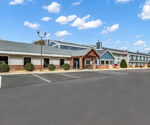 Photo 2 - AmericInn by Wyndham St. Peter