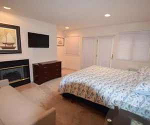Photo 2 - Tunnel Avenue 14106 2 Bedroom Home by RedAwning