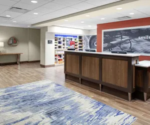 Photo 5 - Hampton Inn & Suites Overland Park South