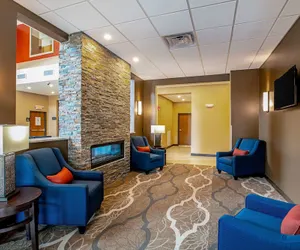 Photo 5 - Comfort Suites Fishkill near Interstate 84