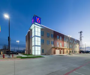 Photo 2 - Motel 6 Fort Worth, TX - North - Saginaw