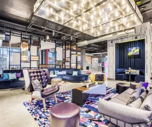 Photo 5 - Aloft Dallas Arlington Entertainment District