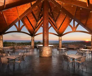 Photo 2 - Aiden by Best Western Warm Springs Hotel and Event Center