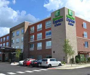 Photo 2 - Holiday Inn Express & Suites Goodlettsville N - Nashville, an IHG Hotel