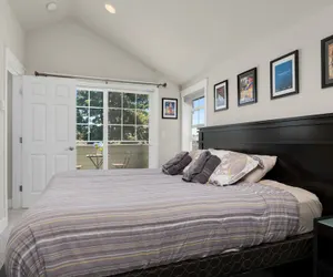 Photo 3 - Seattle Vacation Home: Wall St.