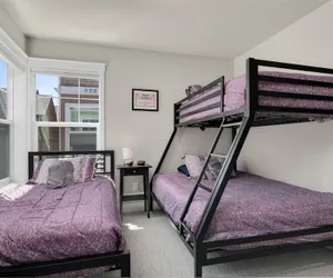 Photo 2 - Seattle Vacation Home: The Great Wall